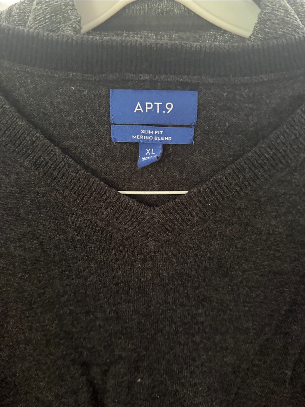 Apt. 9 Men's Charcoal V-Neck Merino-Blend Sweater